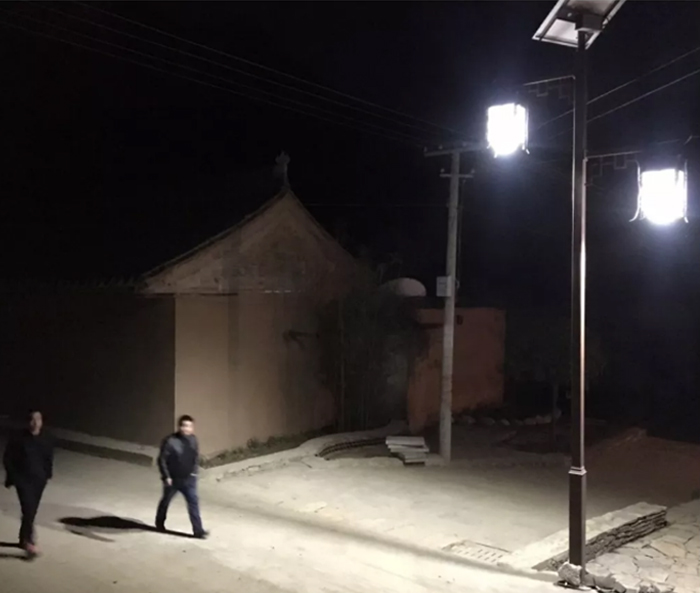 太阳能庭院灯_太阳能仿古路灯_南德太阳能路灯