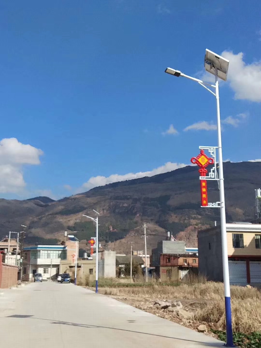 AI赋能，太阳能路灯实现“按需照明”的实用升级