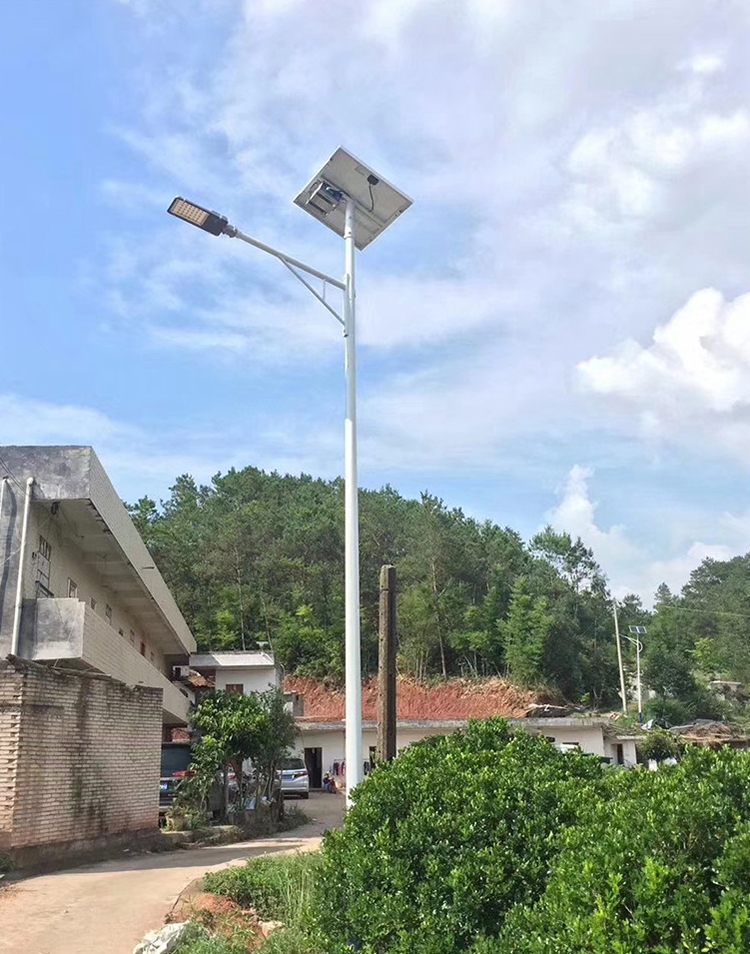 新农村太阳能路灯_LED太阳能路灯_南德太阳能路灯