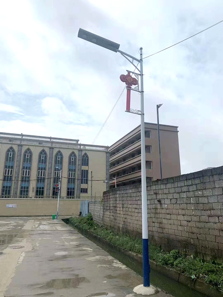 农村太阳能路灯_太阳能一体化路灯_南德太阳能路灯厂家