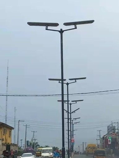 零电费照明革命：太阳能路灯25年长效守护城乡道路