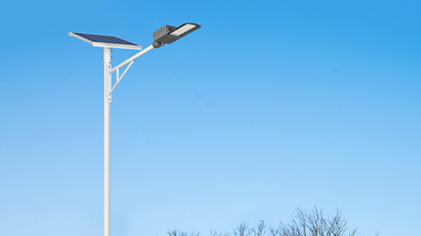 为什么要选择太阳能路灯？