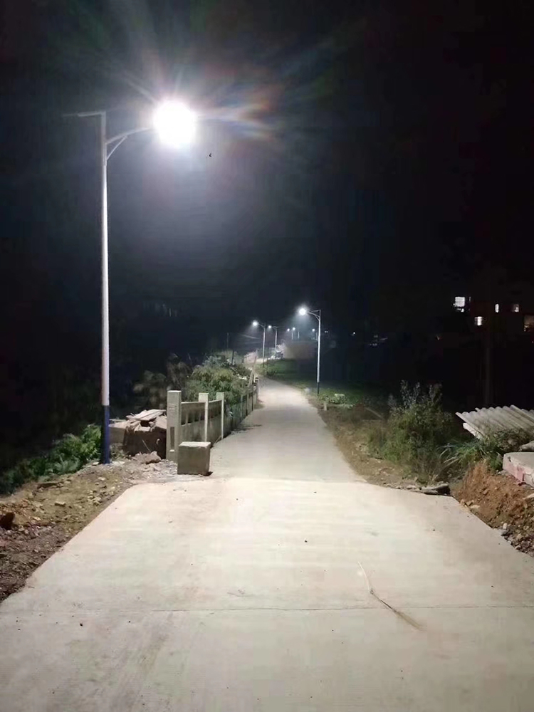 led太阳能路灯_工程太阳能路灯找南德_新农村太阳能路灯厂家