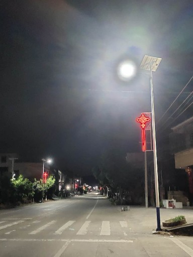 AI赋能太阳能路灯，开启智能照明新时代