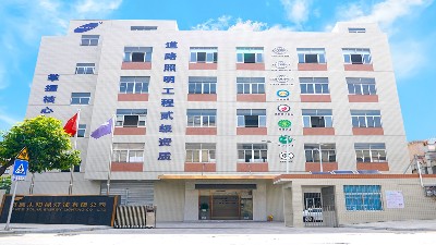 盏盏路灯 照亮民心