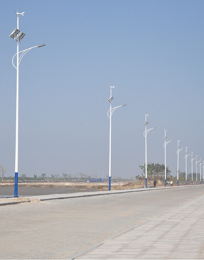 风光互补路灯_LED太阳能路灯_南德太阳能路灯厂家