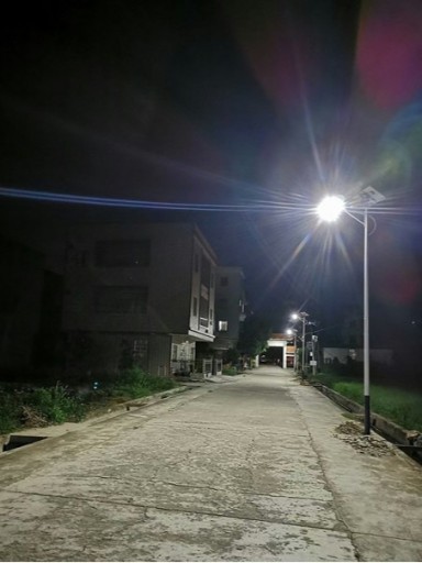 乡村被点亮，幸福美满人心