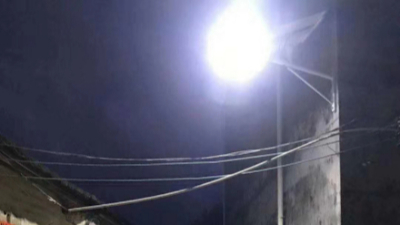 《太阳能路灯选错光源=浪费钱？3分钟避坑指南》